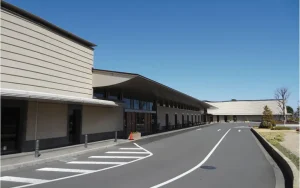 上尾伊奈斎場 つつじ苑の外観