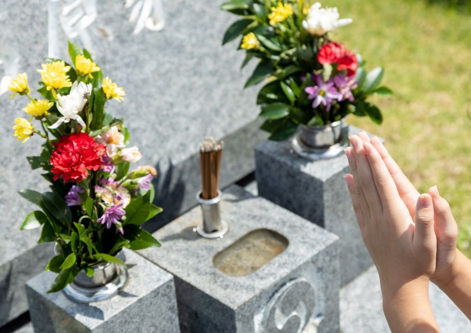 お墓参り 春日部市　持ち物と準備7点｜安全に整える基本と現地での進め方